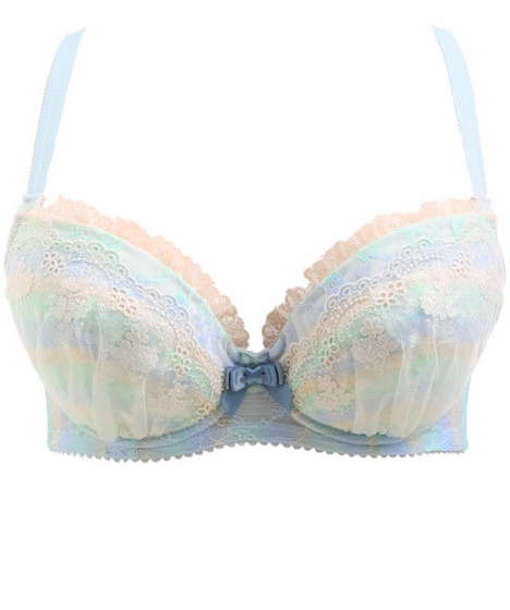 frillylacylove:  ♡ narue all-over lace bra and panty ♡