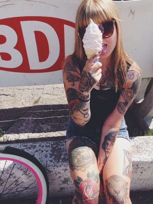 discoverelle:  Had a pretty good day. 