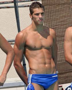 waterpolohunks:  Follow http://waterpolohunks.tumblr.com