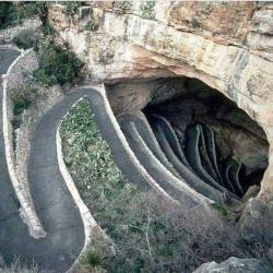 fatherizzyisms: ancientorigins: Carlsbad Caverns National Park, New Mexico, USA  Mind blowingly beautiful! 