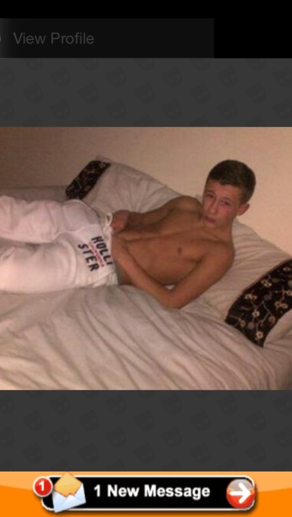 Porn Pics lotsofboysposts:  Hot little chav