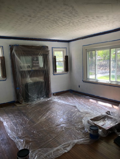 thingssthatmakemewet:mossyoakmaster:I can’t ever say how much I appreciate my girl y’all , she has been putting in so much work on our new house the last week while she’s been off, cleaning and prepping for paint. Knocking out a ton of stuff while