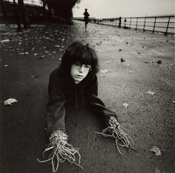 jedavu:  THE DARK SIDE OF DREAMS  In the late 1960’s, photographer Arthur Tress