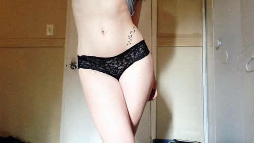 kennakittymeow:  I got bored and discovered a timer cam app.