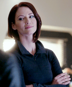 alexzorels:   Endless gifs of Alex Danvers 5/?   