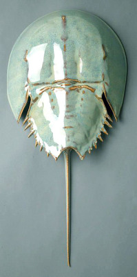 Misc-Img-Descriptions:exercicedestyle:horseshoe Crab By Mark Rea [Id: A Ceramic Horseshoe