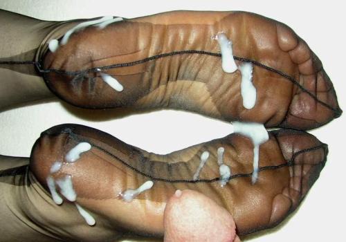 subbaweisa:  Nylon & Füße