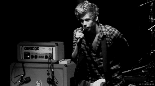 punkmashton:  avoiding school work or any form of responsability like  