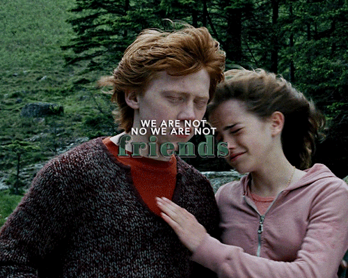 ginnyweasely:@dailyhpgifs | FAVORITES EVENTday 4: favorite couple  ↳ RON WEASLEY &amp;