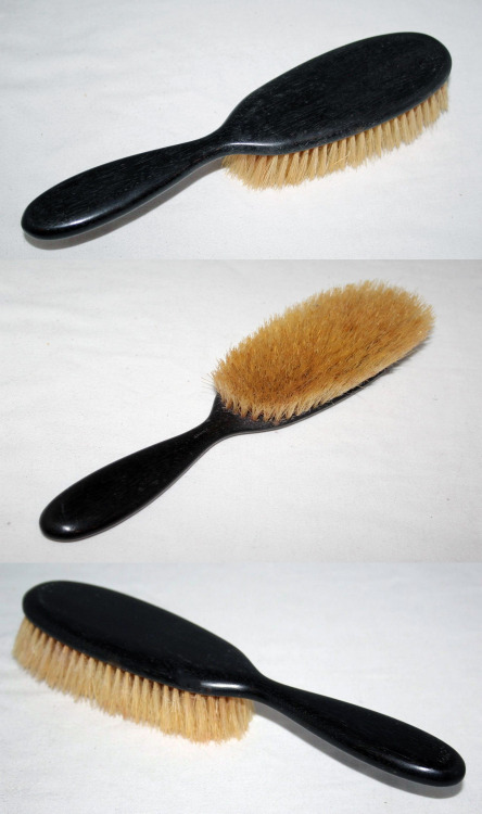 It is hard to find a solid ebony brush anymore. I’d like to find one even wider than this one to spa