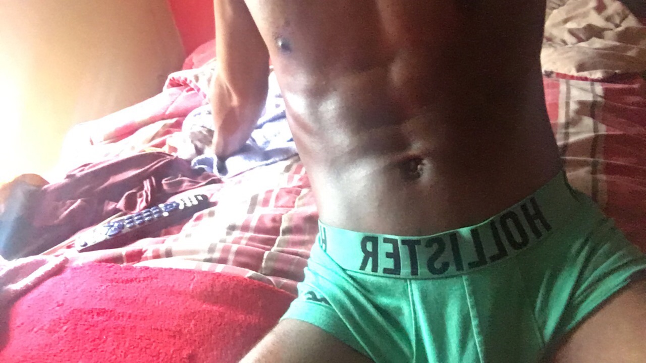 thebipage:  IG: Fcktrv