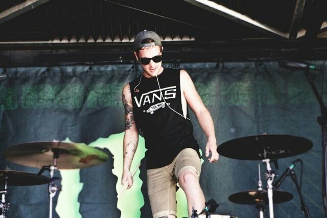 sleepingwithsirens-org:   sleepingwithsirens.org for more