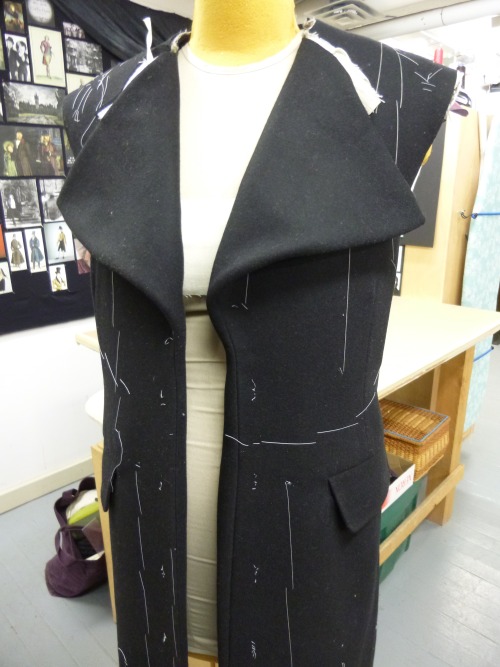 lorenzocheney:My tailored coat is starting to resemble a coat! I’ve got the main body sewn together 