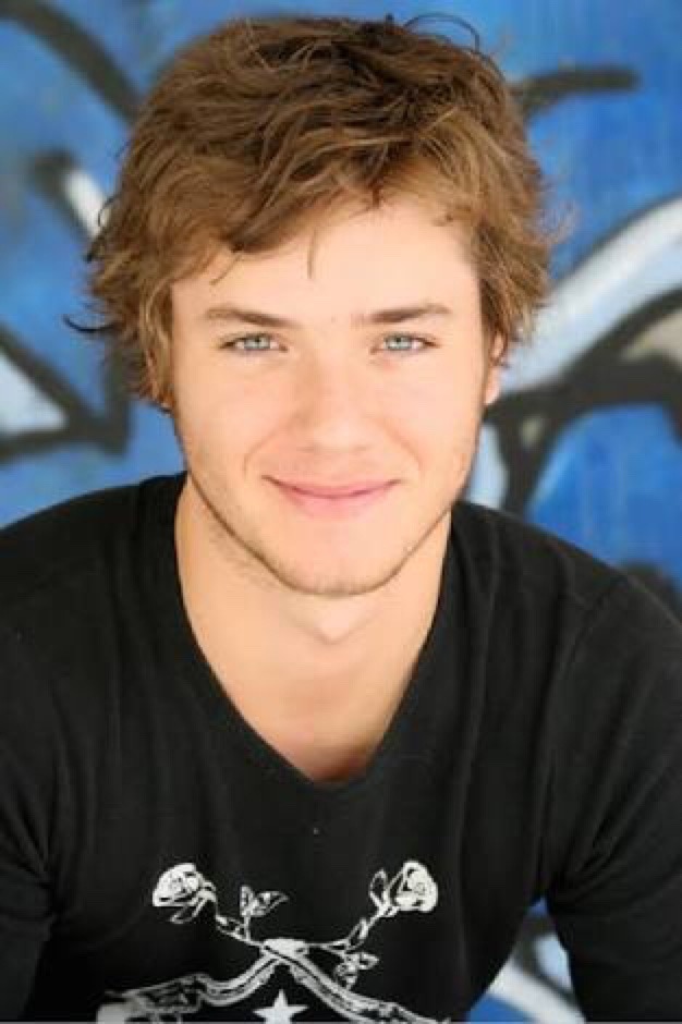 Jeremy Sumpter News Magazine — naluismylife: Is it bad if I feel  depressed...