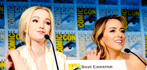 bcnoist:Chloe Bennet and Dove Cameron attend to Marvel Animation presents: Marvel Rising at SDCC 201