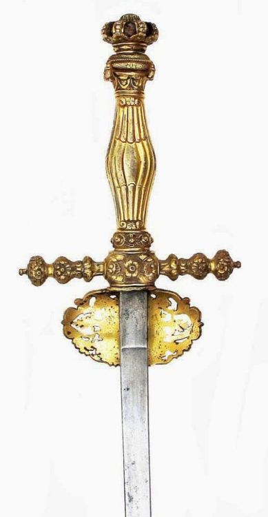 art-of-swords:Court SwordDated: third quarter of the 19th centuryCulture: SpanishThe cast grip featu