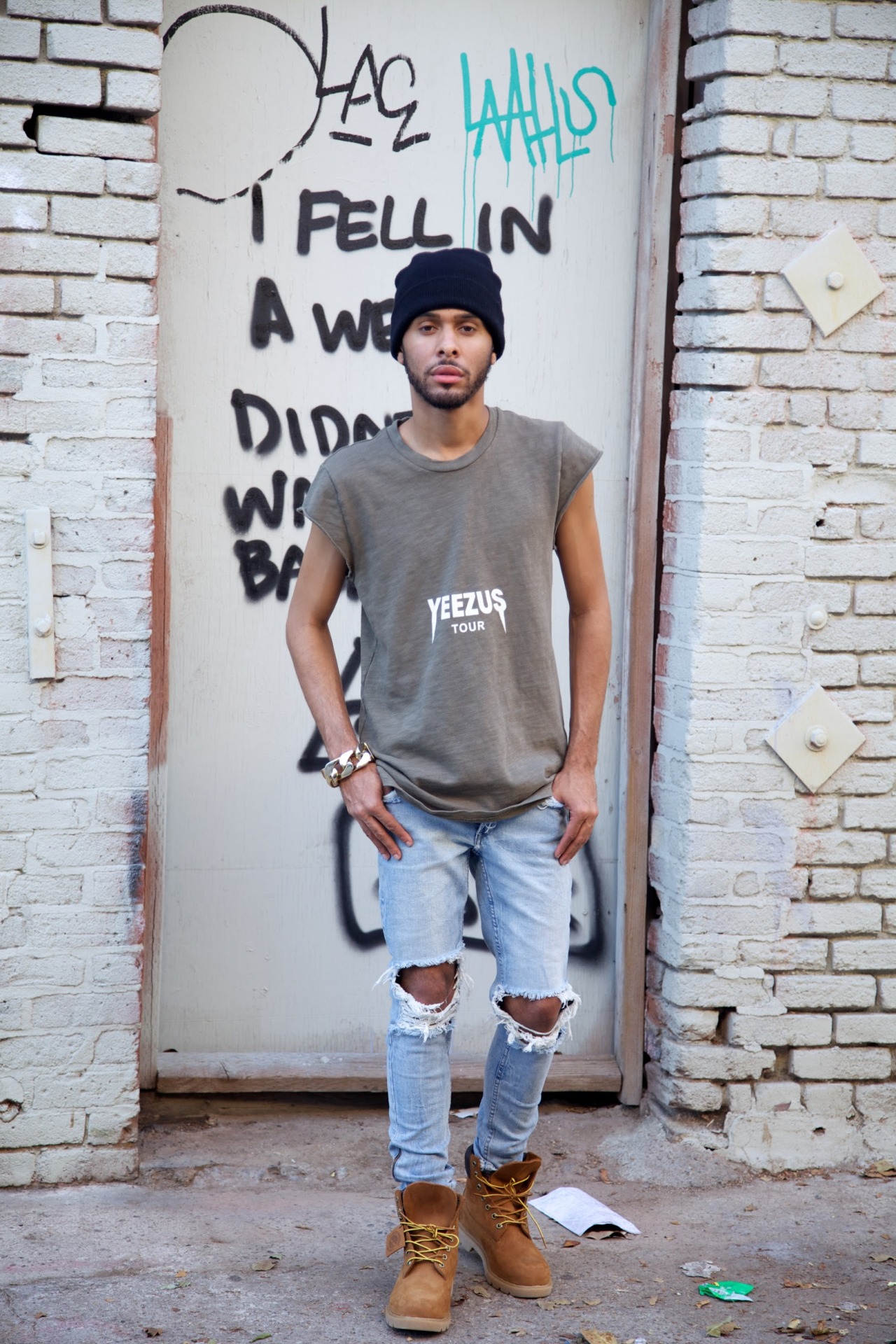 blackfashion:  Lavion  IG- @GodMadeMeSexi  Details on this look —&gt; www.cantstyle.com