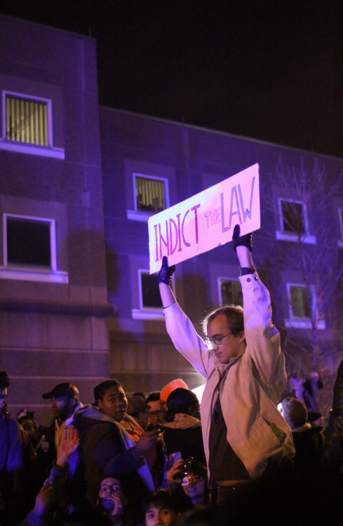 malaspulgas:  Photos I took at last night’s #IndictBoston protest. In solidarity with Ferguson from coast to coast. 