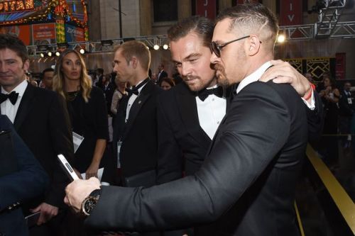 tomhardyvariations - Tom taking a selfie of himself and Leo....