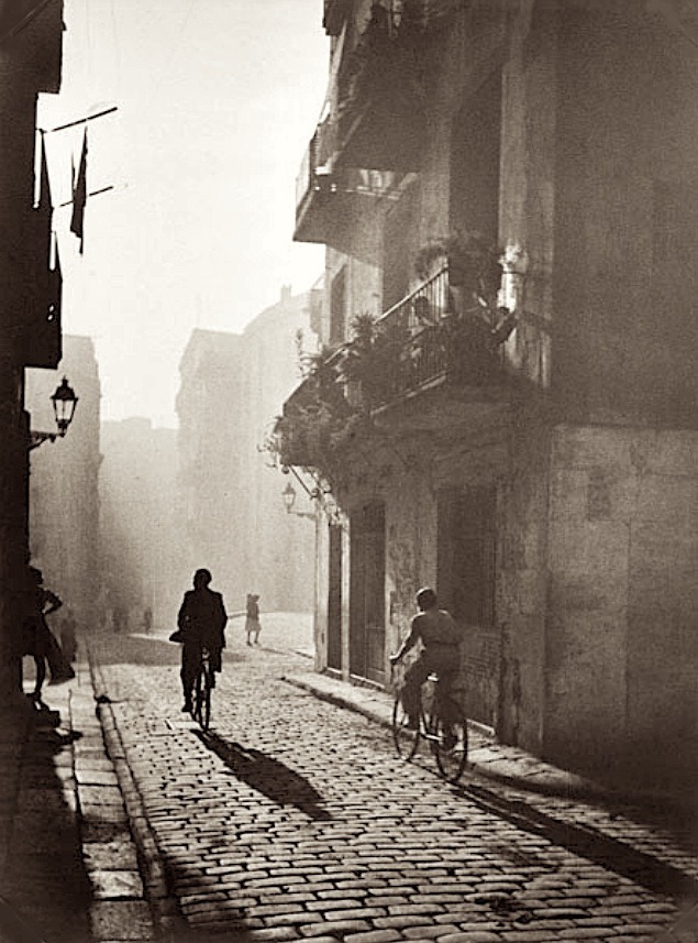 luzfosca:  Otho Lloyd  Untitled, Barcelona, Spain, 1946 Also 