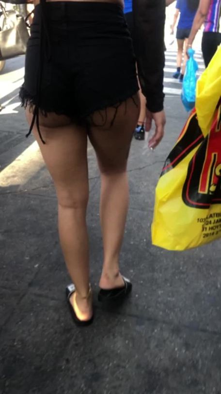 jhbootyreturns:Caught them Latina ass cheeks hanging out the bottom of her shorts. This bitch that mased tho…