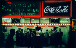  NYC color photography of Ruth Orkin c. 1950s