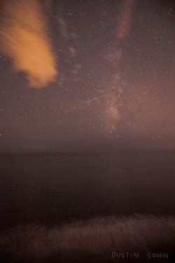 dustinsohn:   Santa Barbara, CA[I took a picture every 1.5 minutes at a 30 second exposure] 