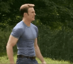 starkeris-infinity-worried-deac:Your fave is problematic:Chris Evans - Tortures clothing