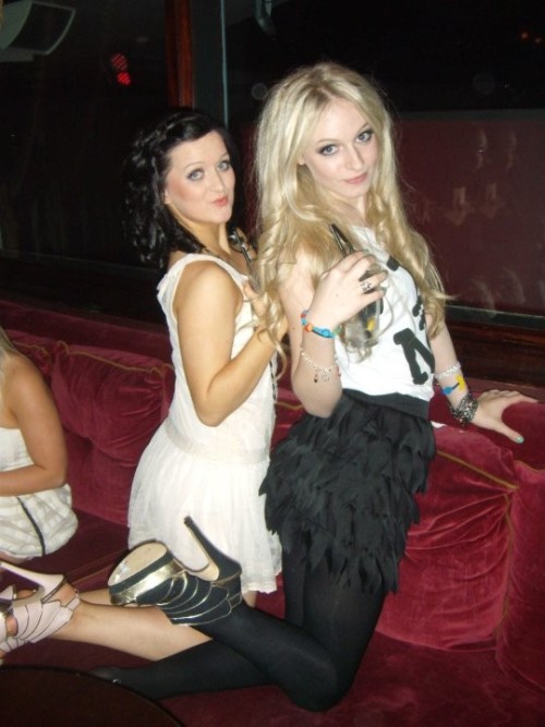 Candid of the day! Cute teen in the VIP in lil black tights…yum. She prob has the perfect bum