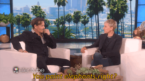 johnnydepplovely:  After several years, Johnny finally comes through on his promise to paint Ellen an elephant.