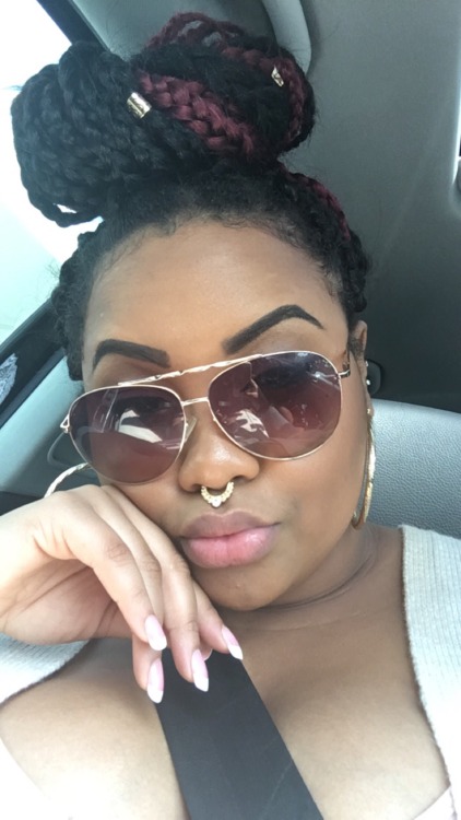 arnoldpalmerinabklynfridge:  thebbwnextdoor:  So I got braiiiddssss😊😁😁 #PCB2k16  Thank God for black women 🙏🏾 