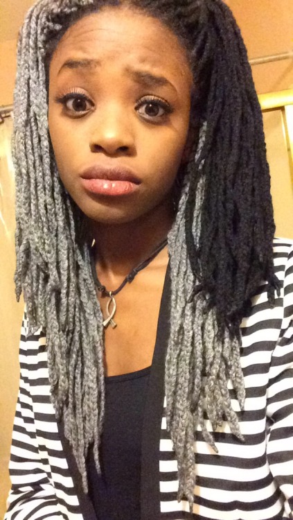 skyhighviibe:  Obsessed with my hair right now
