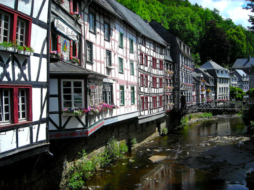 fairytale-europe:  Monschau, Germany
