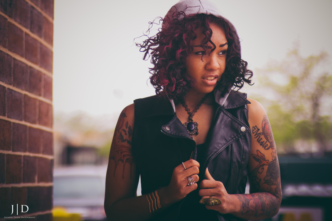 jaseminedenisephotography:  Test shooting with one of my grade school best friends-turned