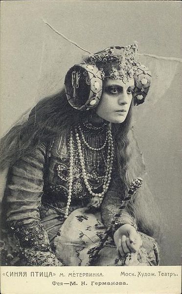 she had a witch&rsquo;s nose that any man would pose for