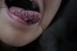 sittenlos:  tongue tied by Jess.Li 