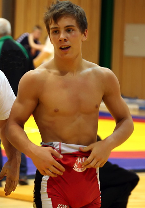 wrestlersandsinglets:  Follow me for Hot Wrestlers in Sexy Singlets =)