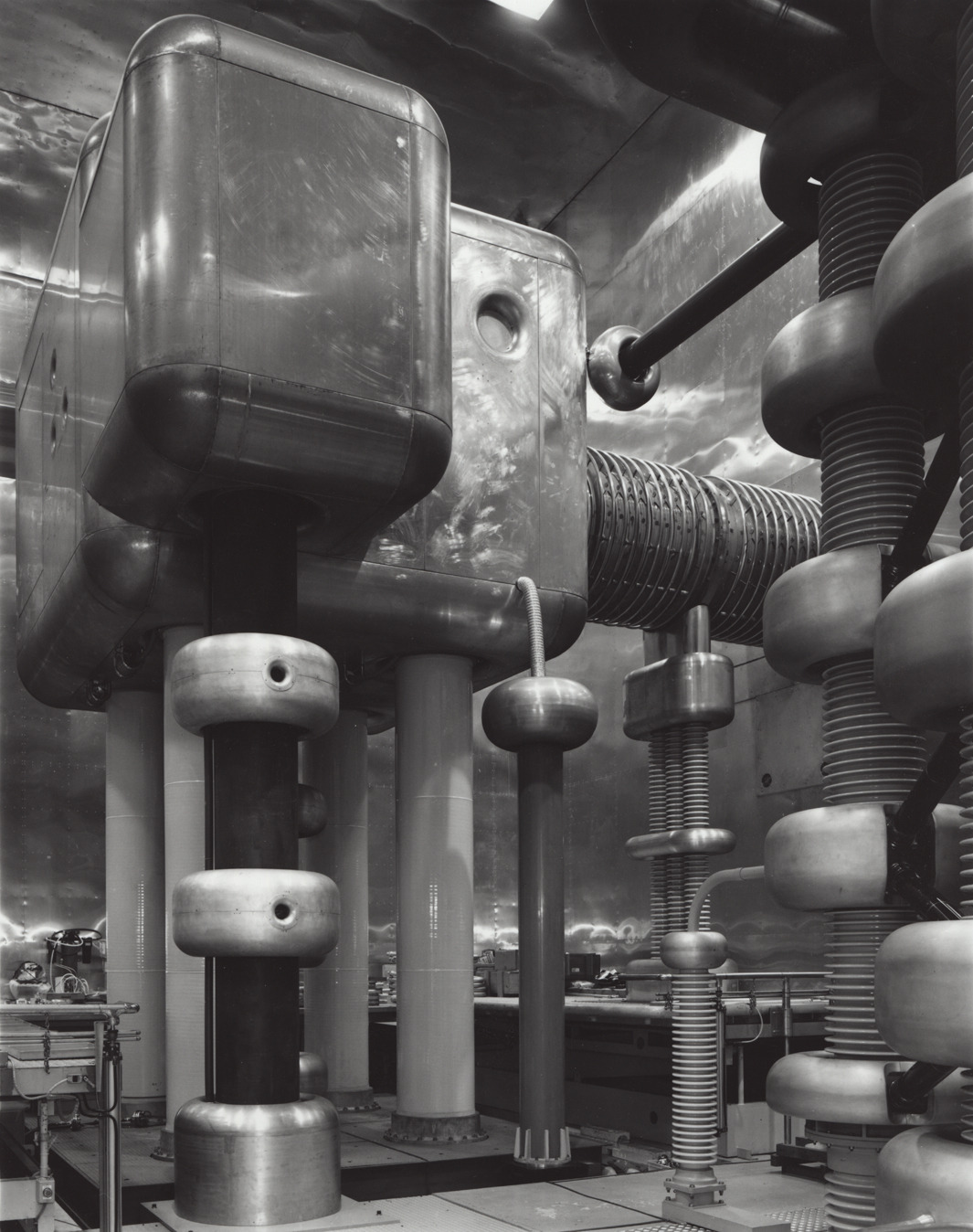 bobbycaputo:  Inside the World’s Grandest Science Machines   As scientists around