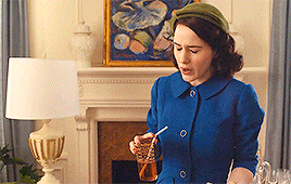 Rachel Brosnahan As Midge Maisel In The Marvelous Mrs. Maisel