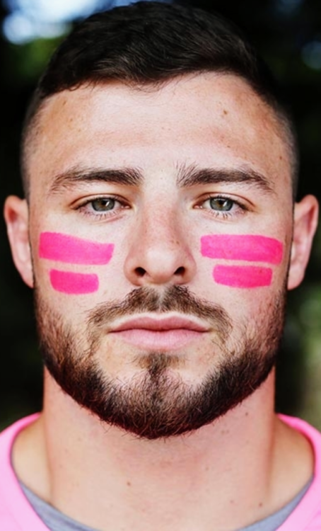 irishrugbylover: Rob Henshaw!!  Damn, that&rsquo;s hot!