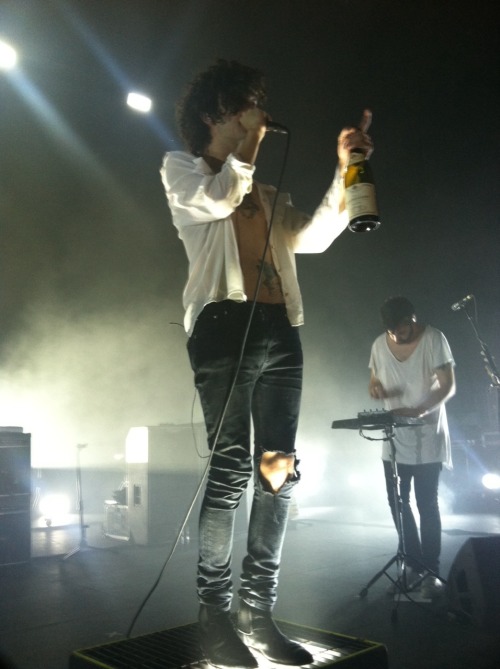 alexislopez1975:  Matty and Ross. November 22, 2014. Phoenix. healydanes healmehealy the1975loves 1975matthew rossmacdonaldd 