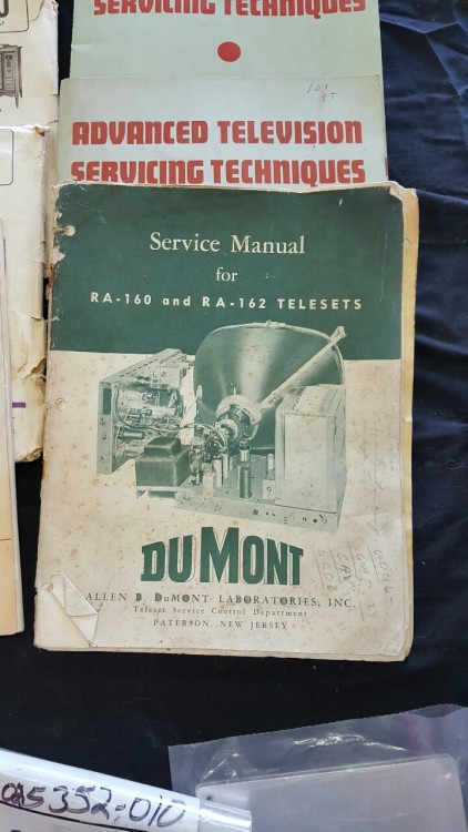 lifeontheair:DuMont television service manual for RA-160 and RA-162 telesets.