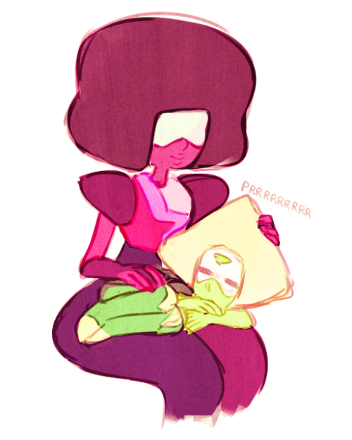 sylvaur:Lap cat PeridotThat is all