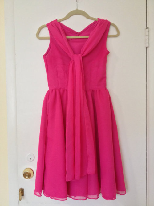 Hello darlings, I am SELLING this gorgeous pink chiffon dress. It’s one I made myself that I g