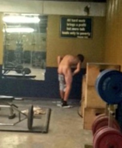 masculineguy1592:  High school weight room