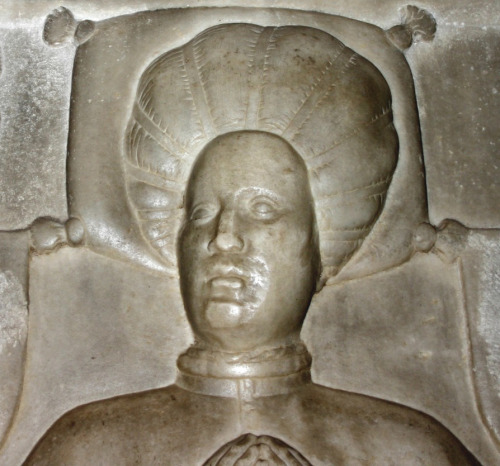 Detail from the floor gravestone for Agnese Besozzi († 1417), wife to Gaspare Visconti, attributed t