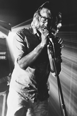 fckyeah-elvy:  Matt Berninger performing at the Opera House, Toronto, 17/11/2015.