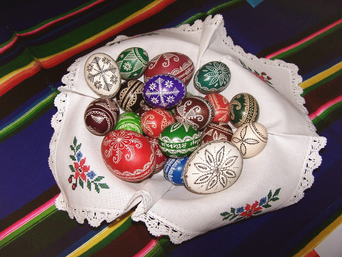 lamus-dworski:Old patterns on traditional pisanki (decorated Easter eggs) from the region of Opoczno