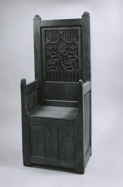 met-cloisters:  High-Backed Chair via The