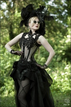 superhotsteampunk:  Gothic Realm … 